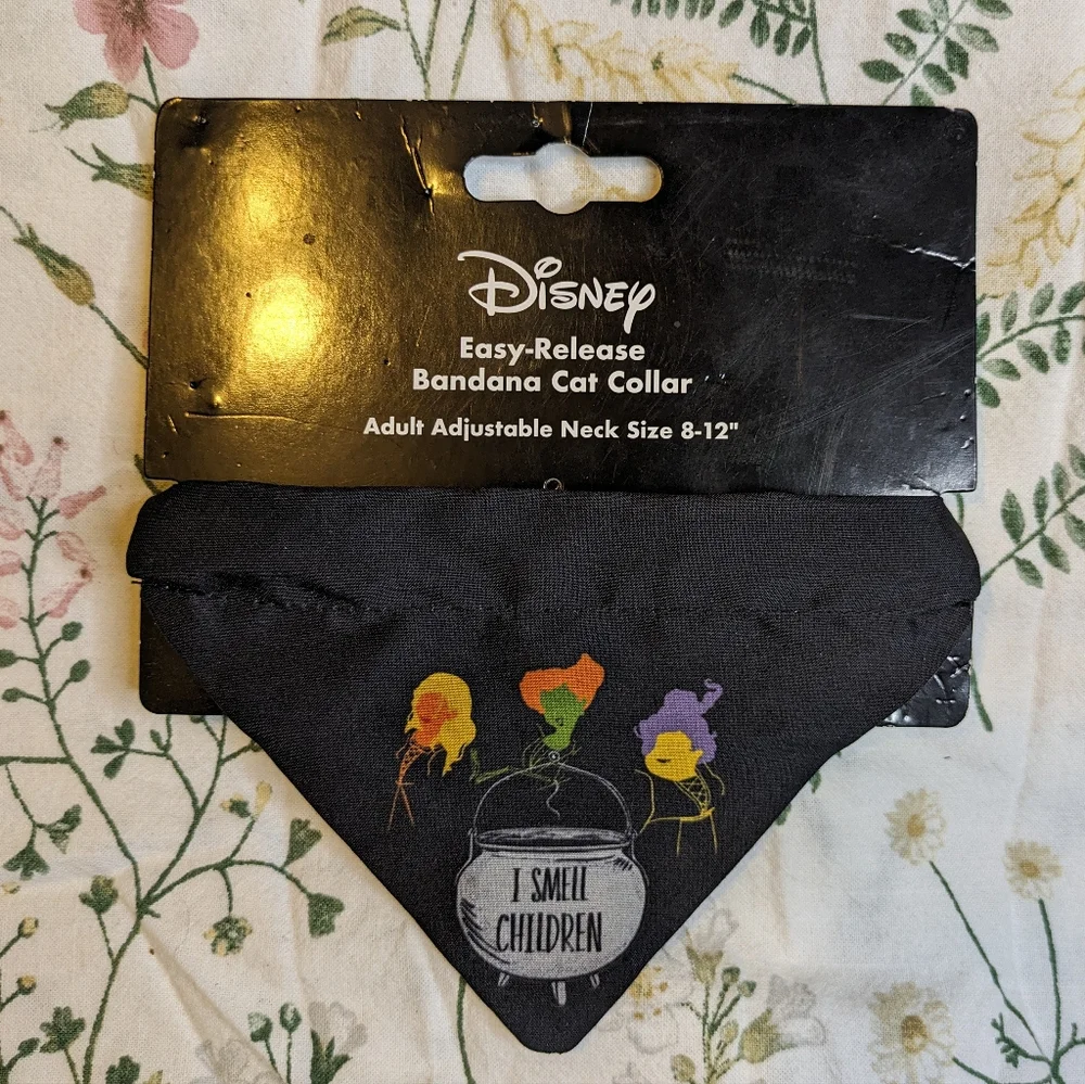 Disney Hocus Pocus Sanderson Sisters Bandana Pet Collar, Size 8 - 12 in, NWT